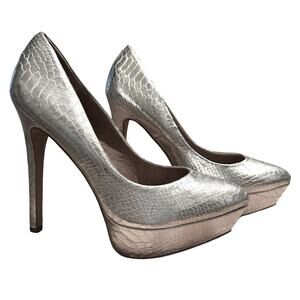 Steve Madden Artist Silver Reptile Snake Print Platform Pumps High Heel Shoes 9